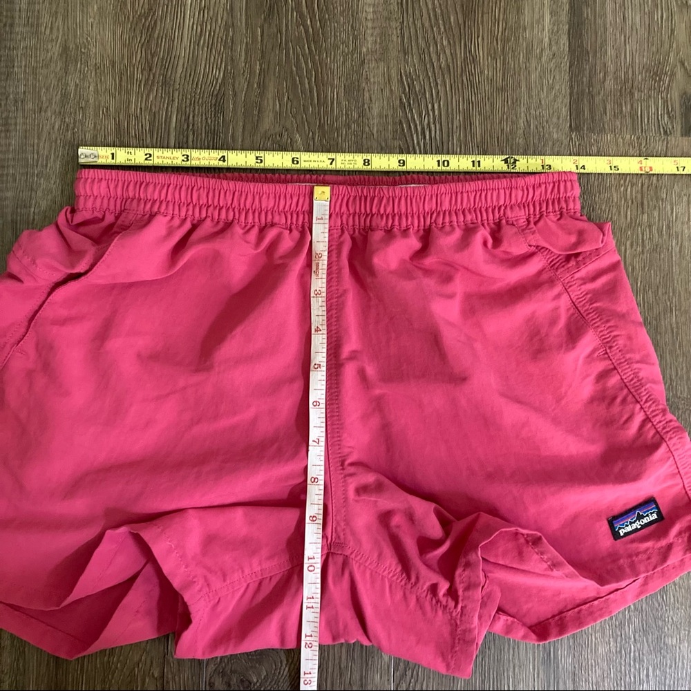 Patagonia Baggies Shorts in Reef Pink - Picture 6 of 7